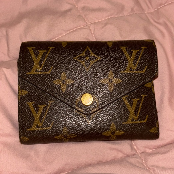 Louis Vuitton Victorine wallet - Picture 1 of 9